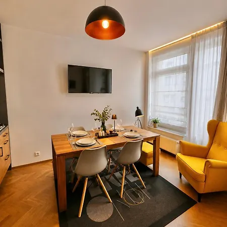 Апартаменты Domira Old Town With Terrace Прага