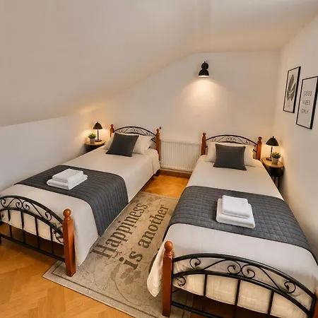 Domira Old Town With Terrace Апартаменты
