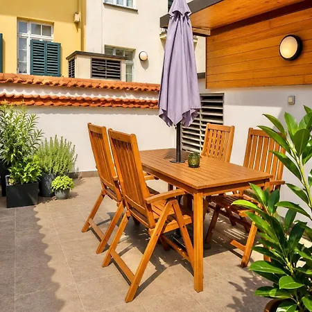 Domira Old Town With Terrace *